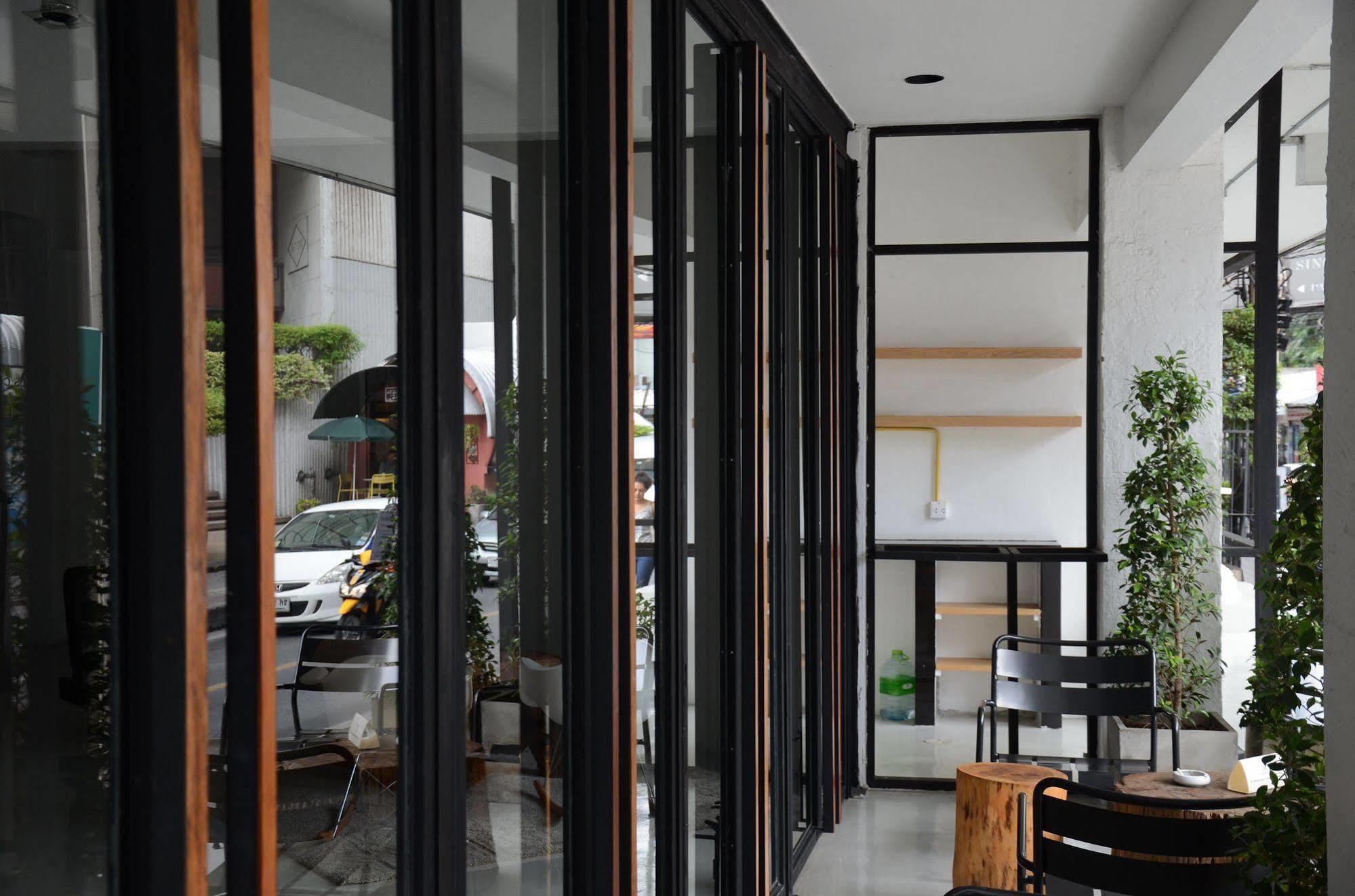 3Howw Hostel @ Sukhumvit 21 Bangkok Zewnętrze zdjęcie
