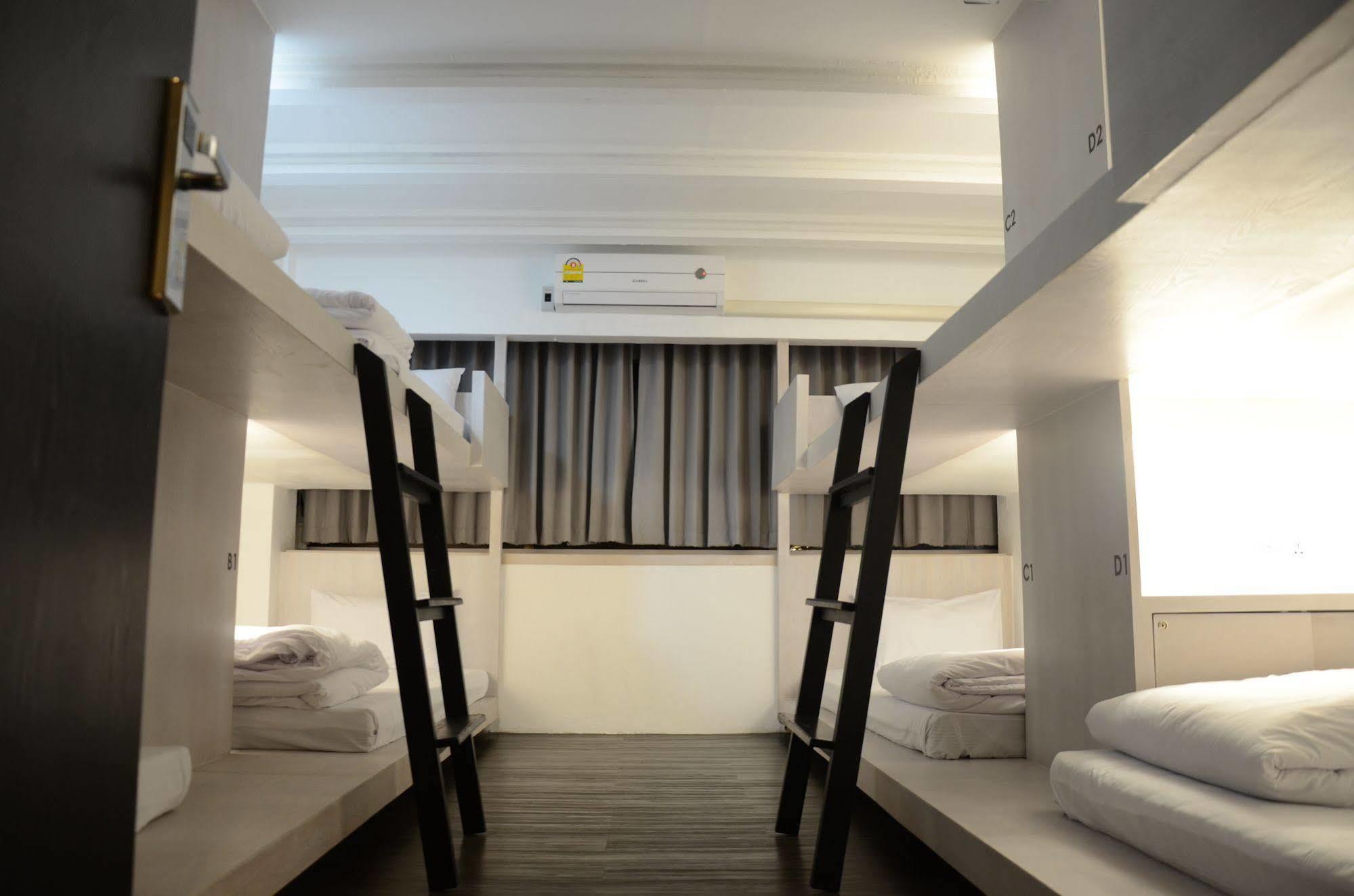 3Howw Hostel @ Sukhumvit 21 Bangkok Zewnętrze zdjęcie