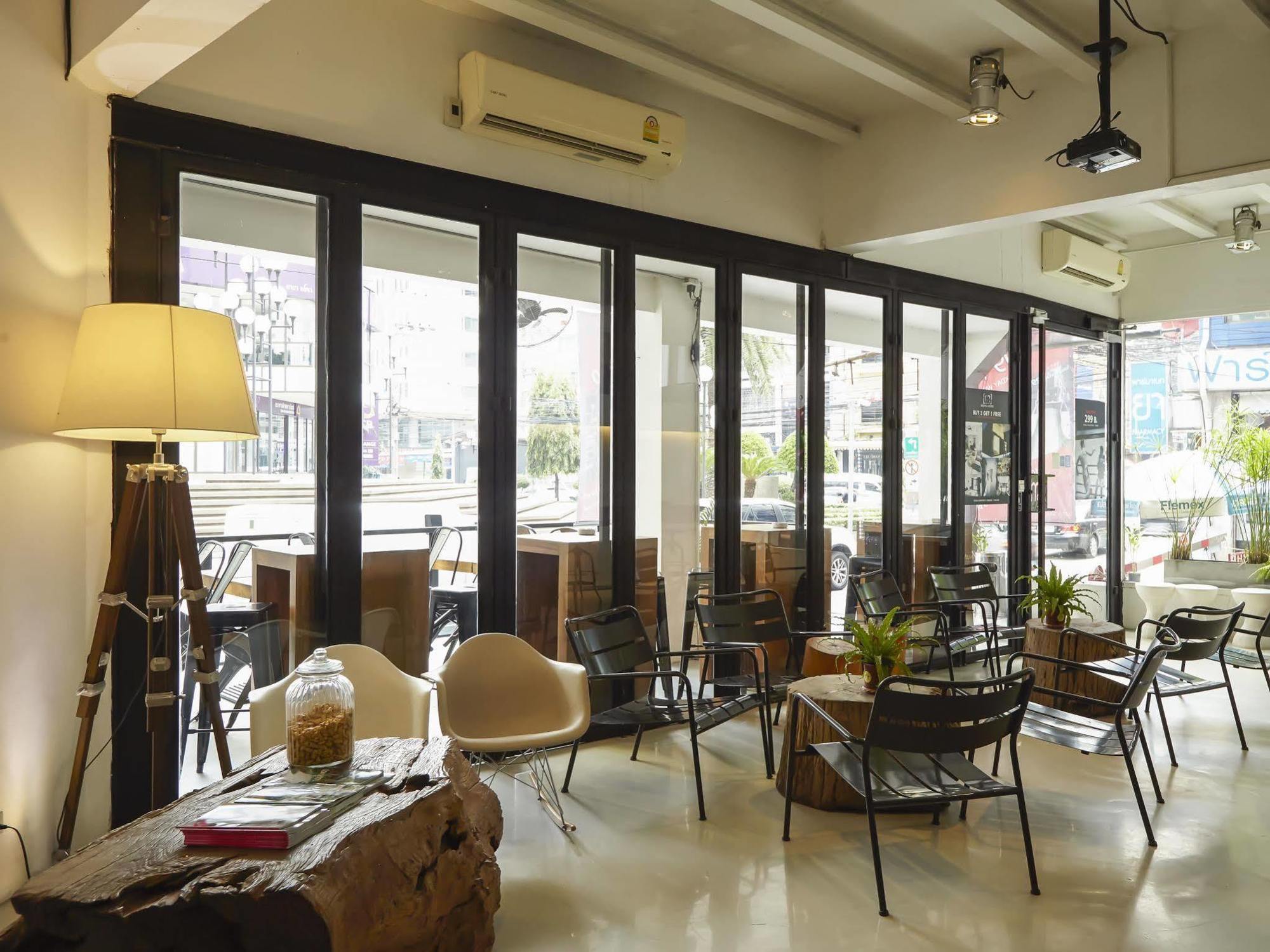 3Howw Hostel @ Sukhumvit 21 Bangkok Zewnętrze zdjęcie
